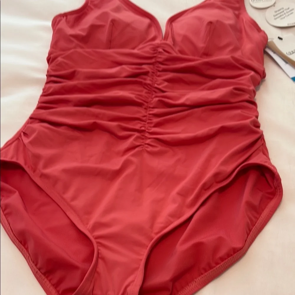 Coco Reef Coral One Piece Shaping  Swimsuit - Picture 4 of 9